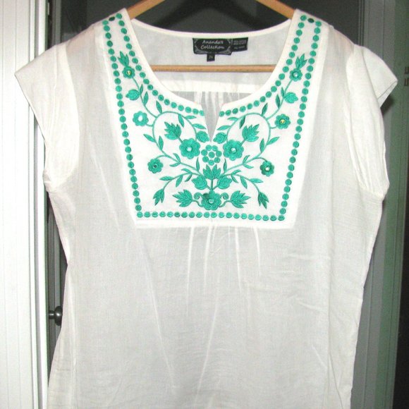 GREEN Trim with Sequins on WHITE Cotton Blouse Size 2X Amanda's Collection - Picture 1 of 2